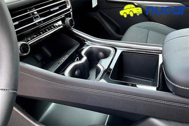 new 2025 Chevrolet Traverse car, priced at $48,925