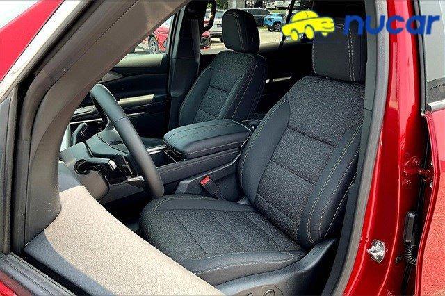 new 2025 Chevrolet Traverse car, priced at $48,925