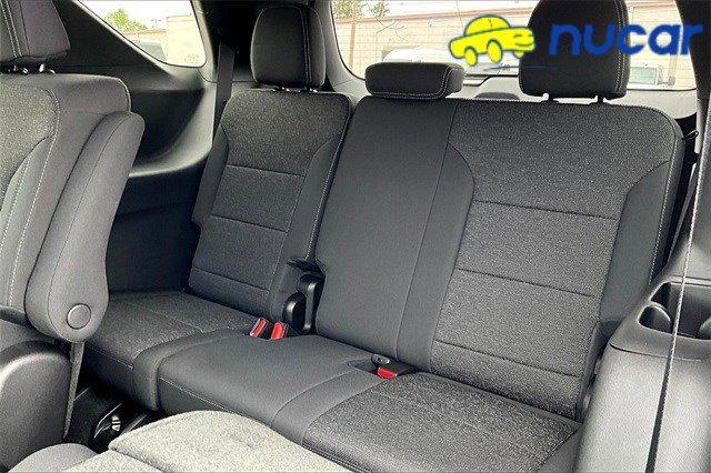 new 2025 Chevrolet Traverse car, priced at $43,985