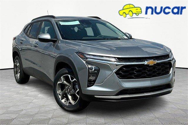 new 2025 Chevrolet Trax car, priced at $23,385
