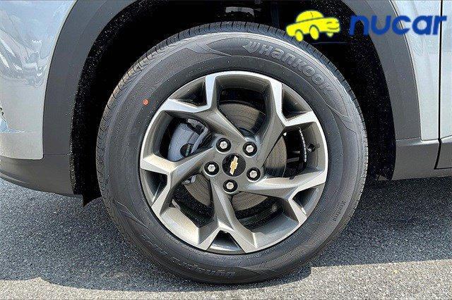 new 2025 Chevrolet Trax car, priced at $23,385