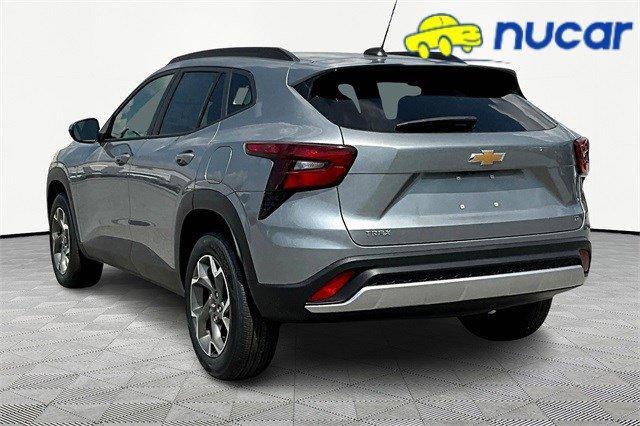 new 2025 Chevrolet Trax car, priced at $23,385