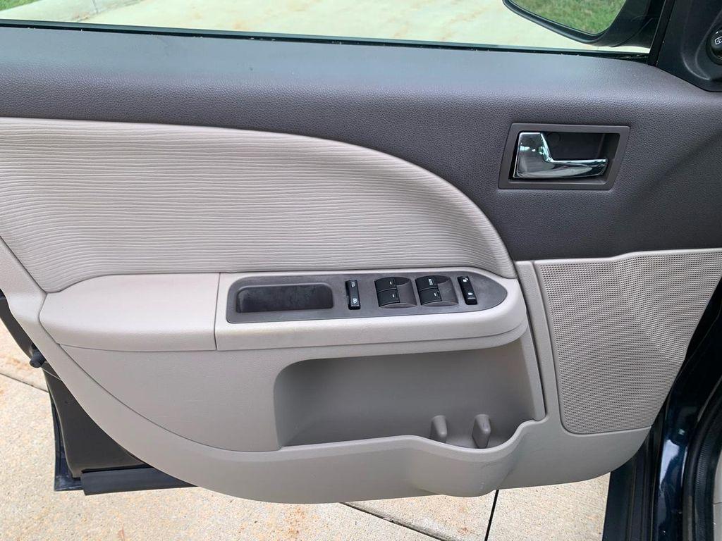 used 2009 Ford Taurus car, priced at $4,500