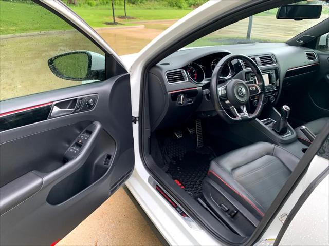 used 2015 Volkswagen Jetta car, priced at $9,200
