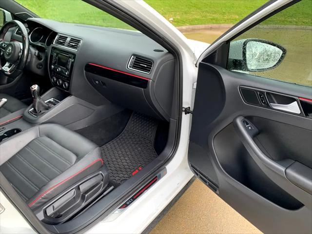 used 2015 Volkswagen Jetta car, priced at $9,200