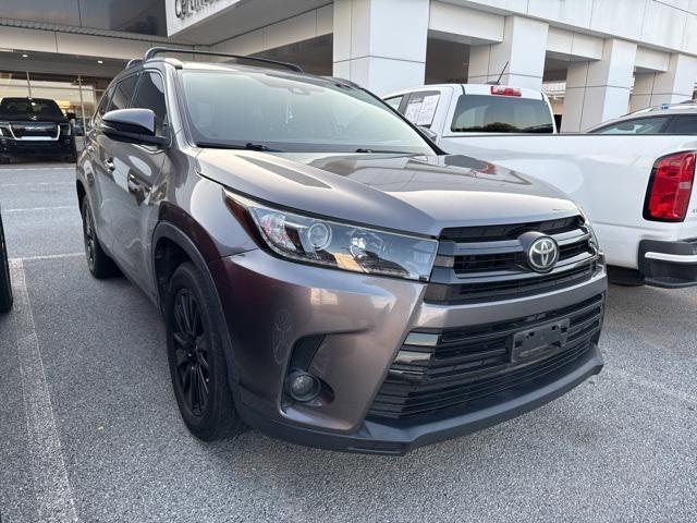 used 2019 Toyota Highlander car, priced at $23,645