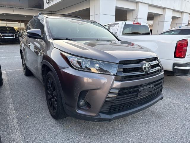 used 2019 Toyota Highlander car, priced at $23,645