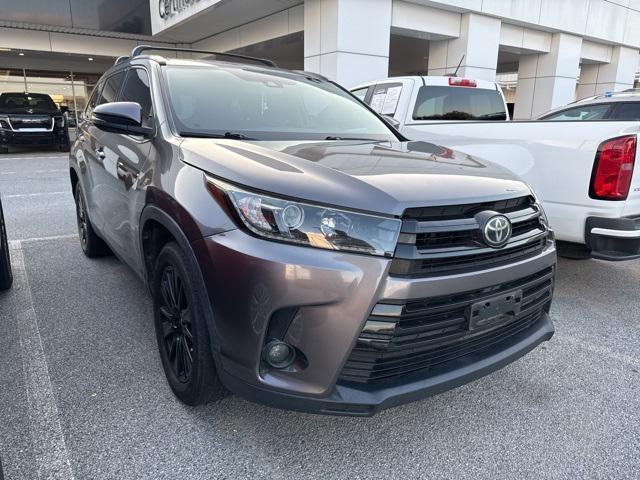 used 2019 Toyota Highlander car, priced at $23,645