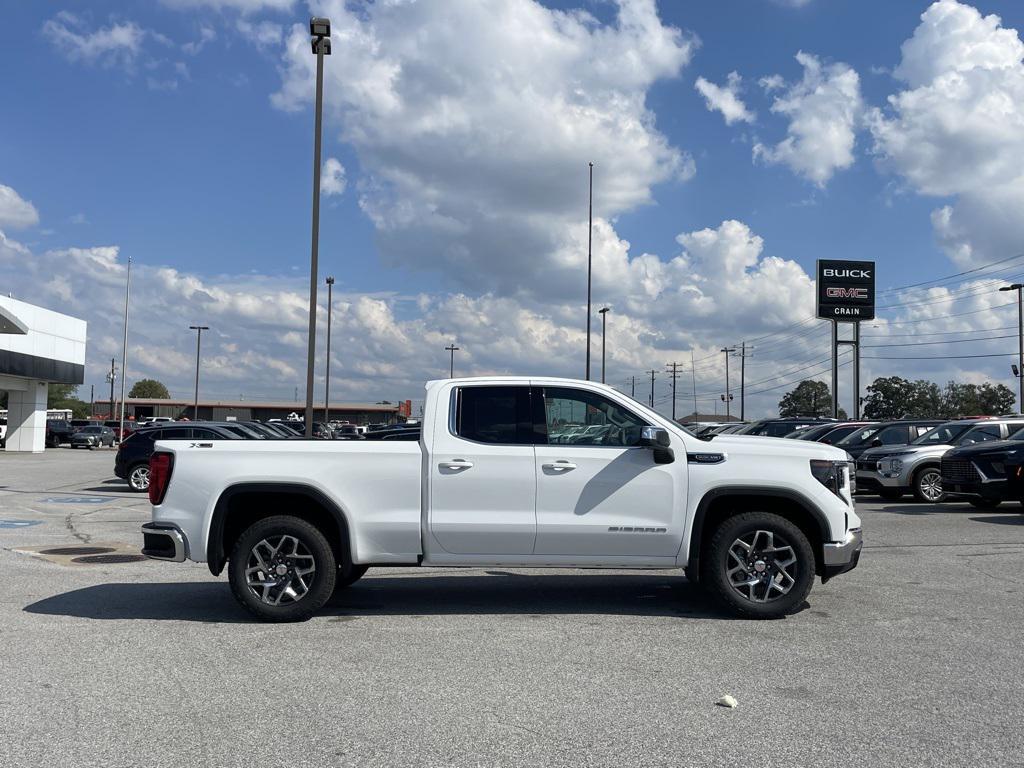 new 2026 GMC Sierra 1500 car, priced at $47,530
