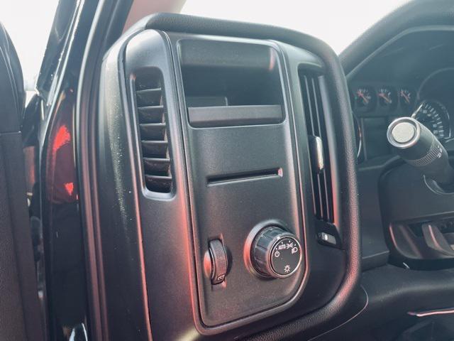 used 2018 Chevrolet Silverado 1500 car, priced at $27,300