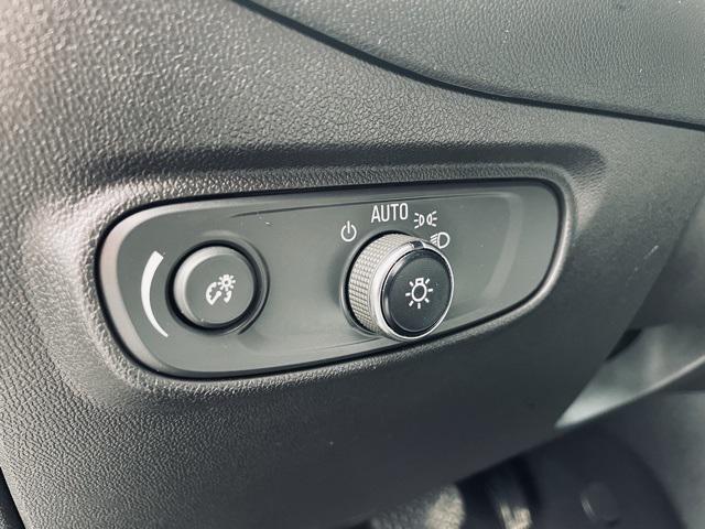 used 2023 Chevrolet Equinox car, priced at $23,498