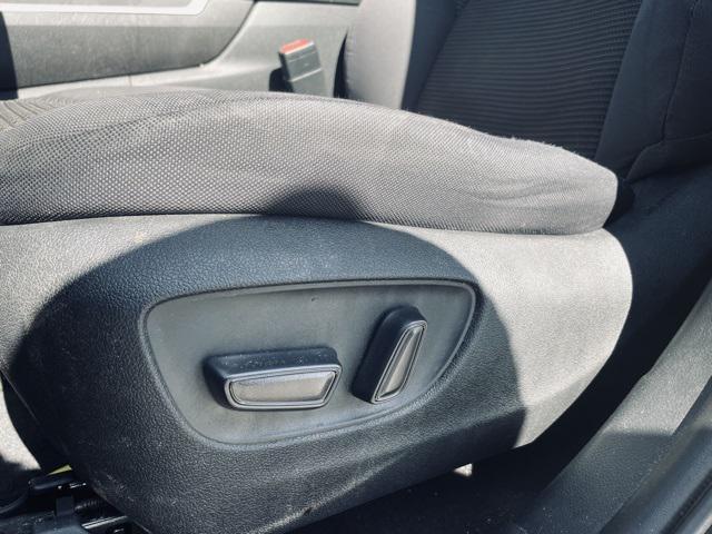 used 2022 Toyota Highlander car, priced at $34,371