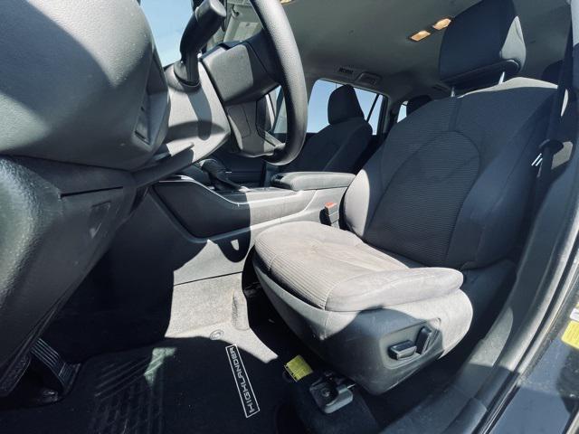 used 2022 Toyota Highlander car, priced at $34,371