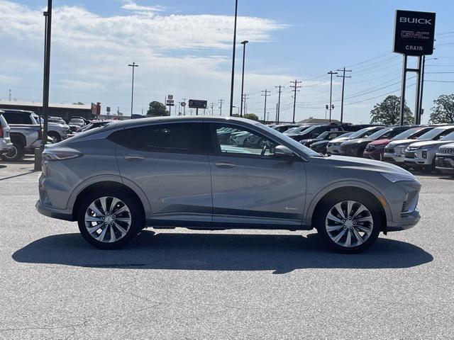 used 2025 Buick Envista car, priced at $29,198