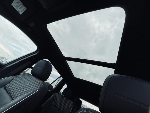 new 2025 GMC Acadia car, priced at $55,240