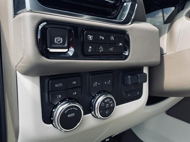 used 2025 GMC Yukon XL car, priced at $91,777
