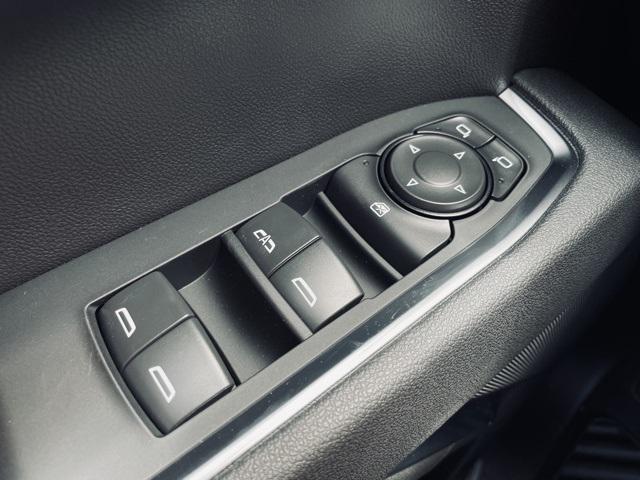 new 2026 GMC Sierra 1500 car, priced at $51,925