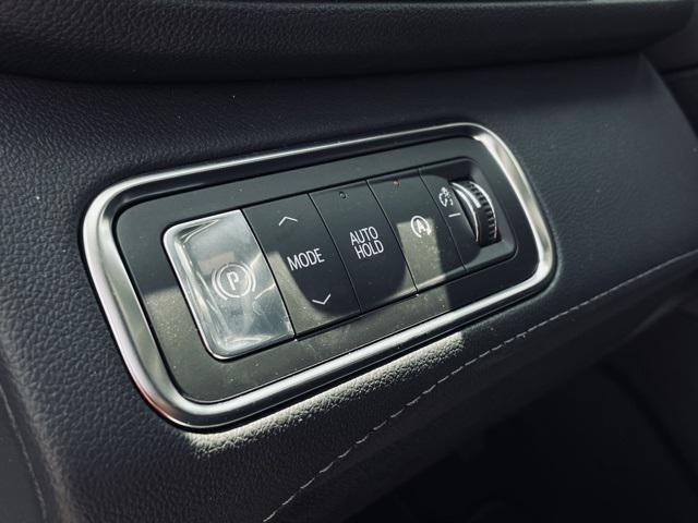new 2025 Buick Enclave car, priced at $46,372