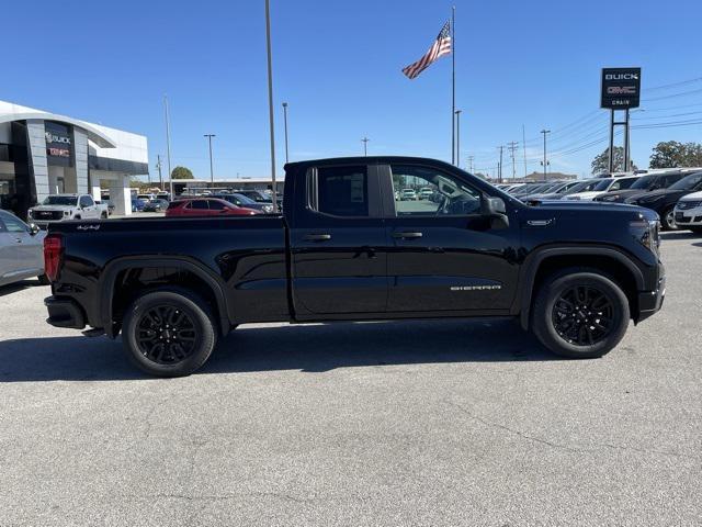 new 2025 GMC Sierra 1500 car, priced at $45,476