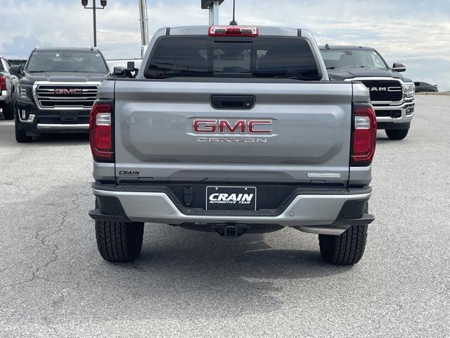 new 2025 GMC Canyon car, priced at $45,612