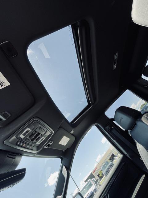 used 2022 GMC Sierra 1500 car, priced at $48,237