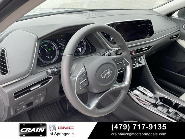 used 2023 Hyundai Sonata Hybrid car, priced at $24,298