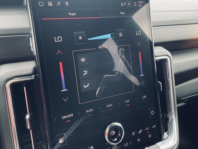 new 2025 GMC Yukon XL car, priced at $97,092