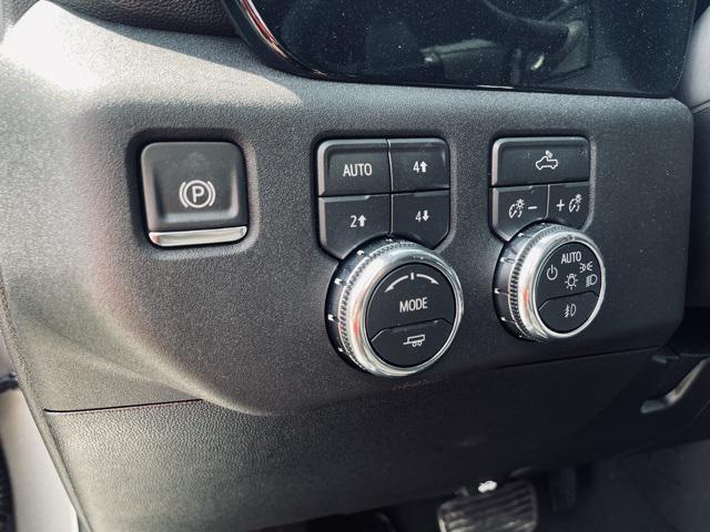 new 2026 GMC Sierra 1500 car, priced at $53,175
