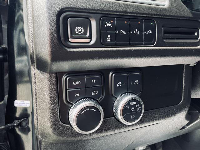 used 2021 GMC Yukon car, priced at $39,845