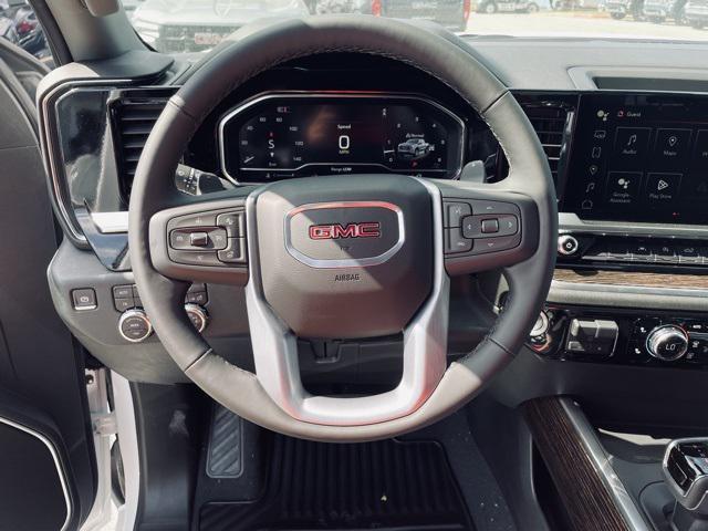 new 2025 GMC Sierra 1500 car, priced at $47,725