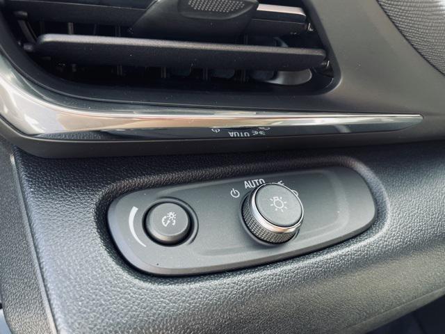 new 2025 Buick Envista car, priced at $25,765
