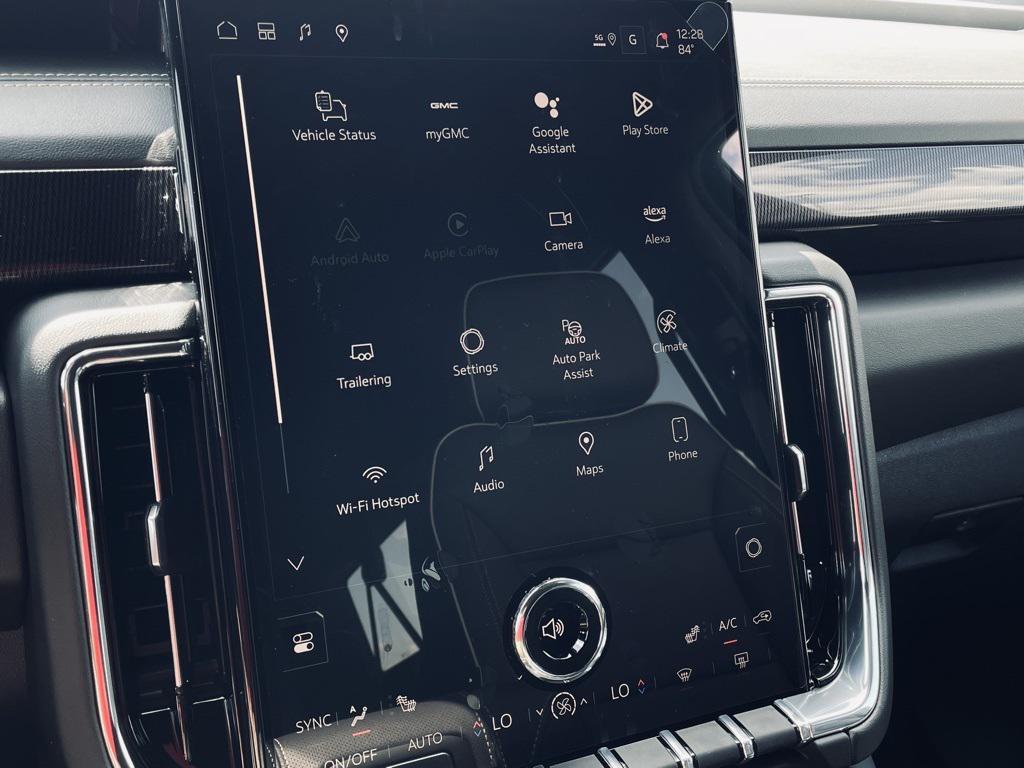 new 2025 GMC Yukon XL car, priced at $76,930