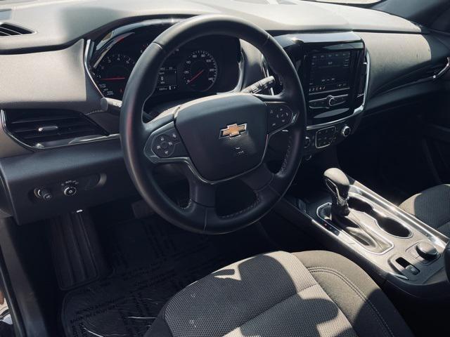 used 2023 Chevrolet Traverse car, priced at $29,438