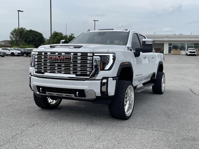 used 2025 GMC Sierra 2500 car, priced at $83,999