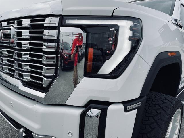 used 2025 GMC Sierra 2500 car, priced at $83,999