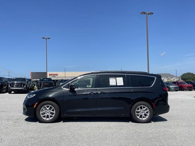 used 2022 Chrysler Pacifica car, priced at $20,964