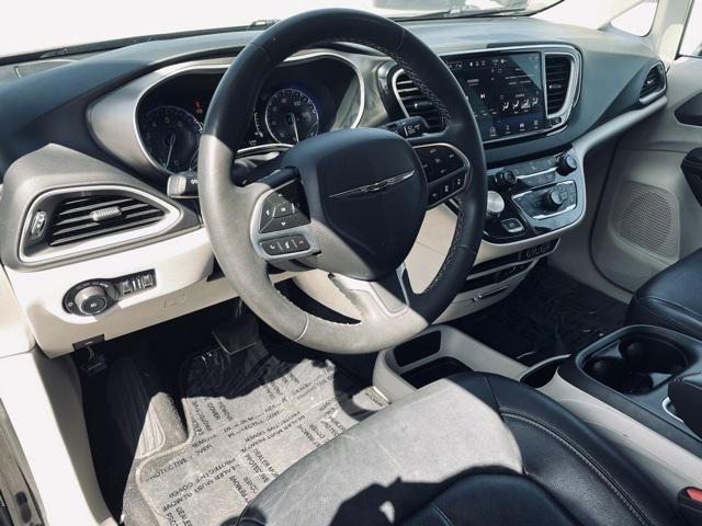 used 2022 Chrysler Pacifica car, priced at $20,964