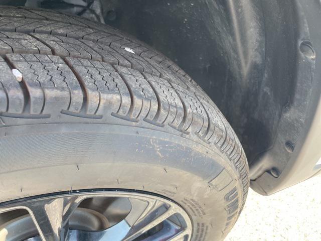 used 2023 Jeep Cherokee car, priced at $22,850