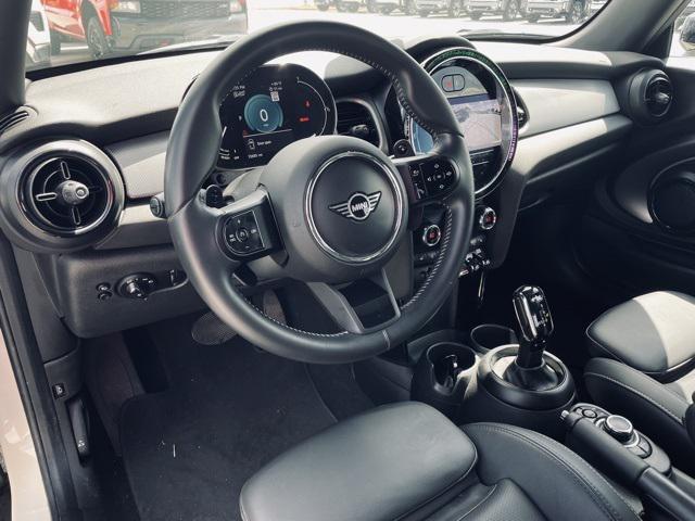 used 2022 MINI Hardtop car, priced at $23,750
