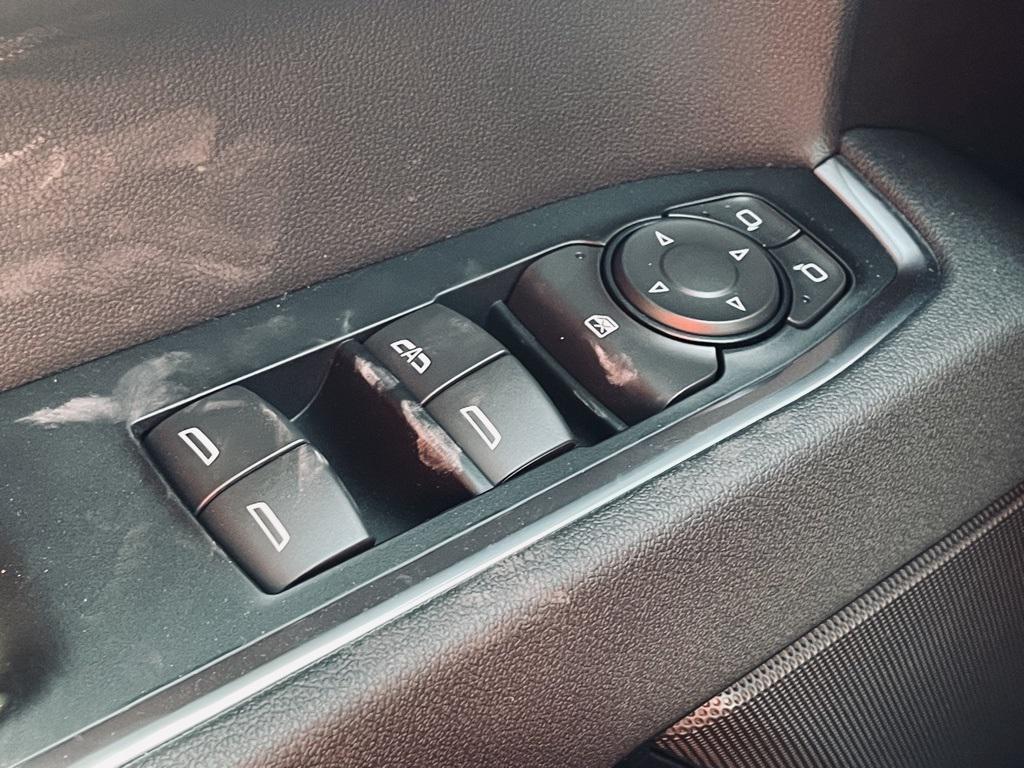 new 2026 GMC Sierra 1500 car, priced at $48,025
