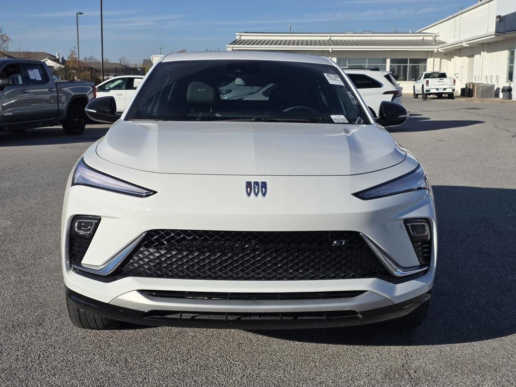 used 2024 Buick Envista car, priced at $26,324