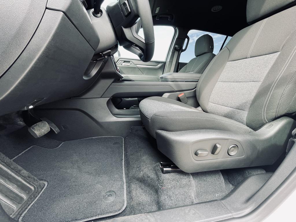 new 2026 GMC Acadia car, priced at $46,130