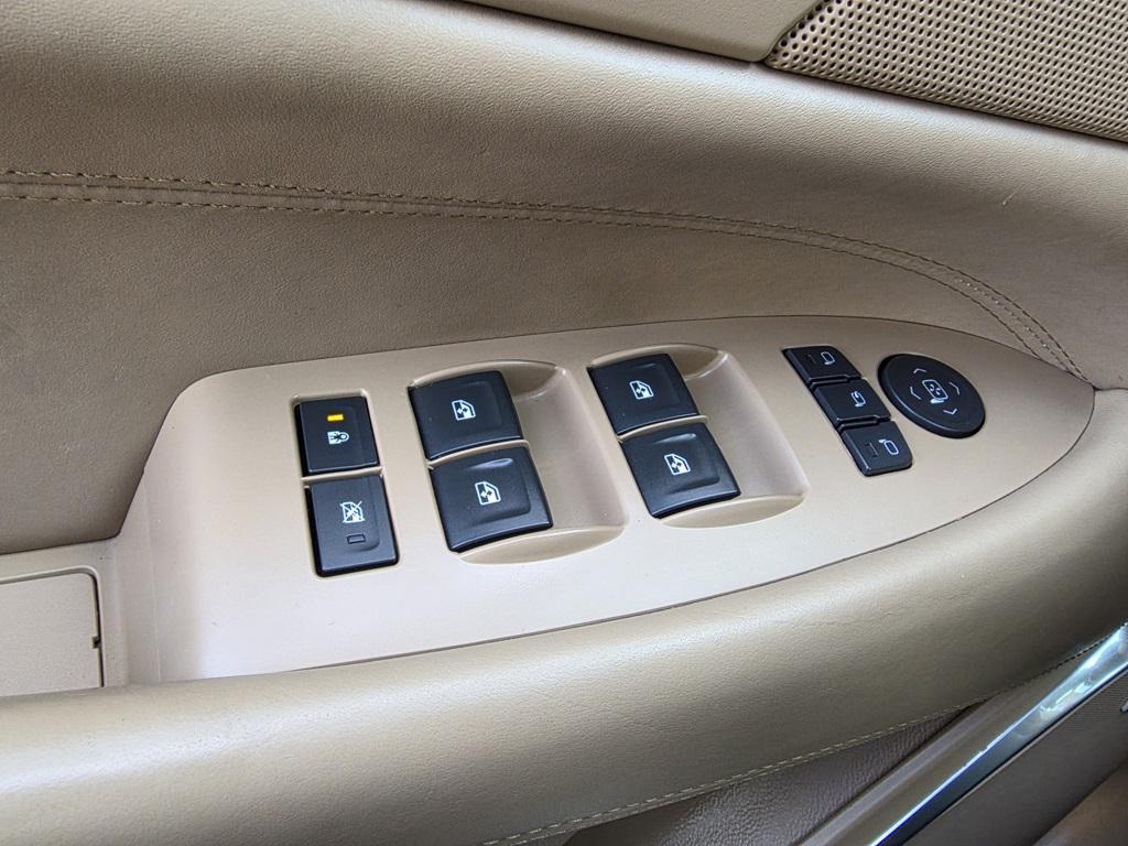 used 2018 Cadillac Escalade car, priced at $37,497