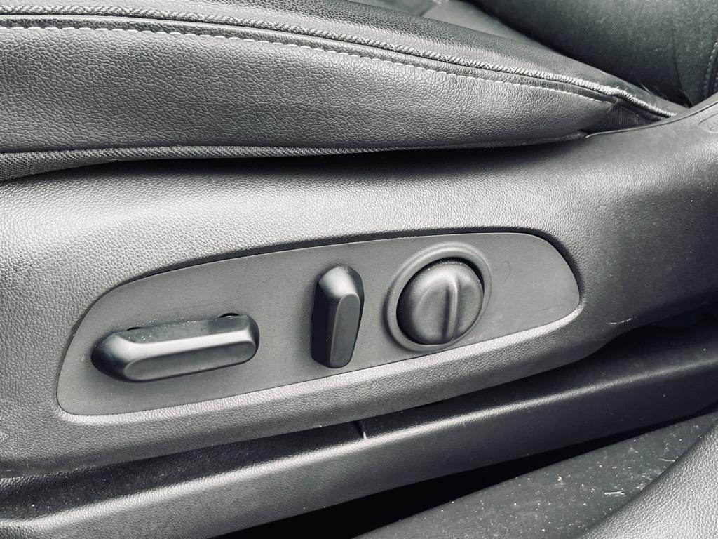 used 2022 Buick Encore GX car, priced at $21,475