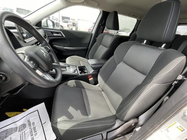 used 2024 Mitsubishi Outlander car, priced at $24,400