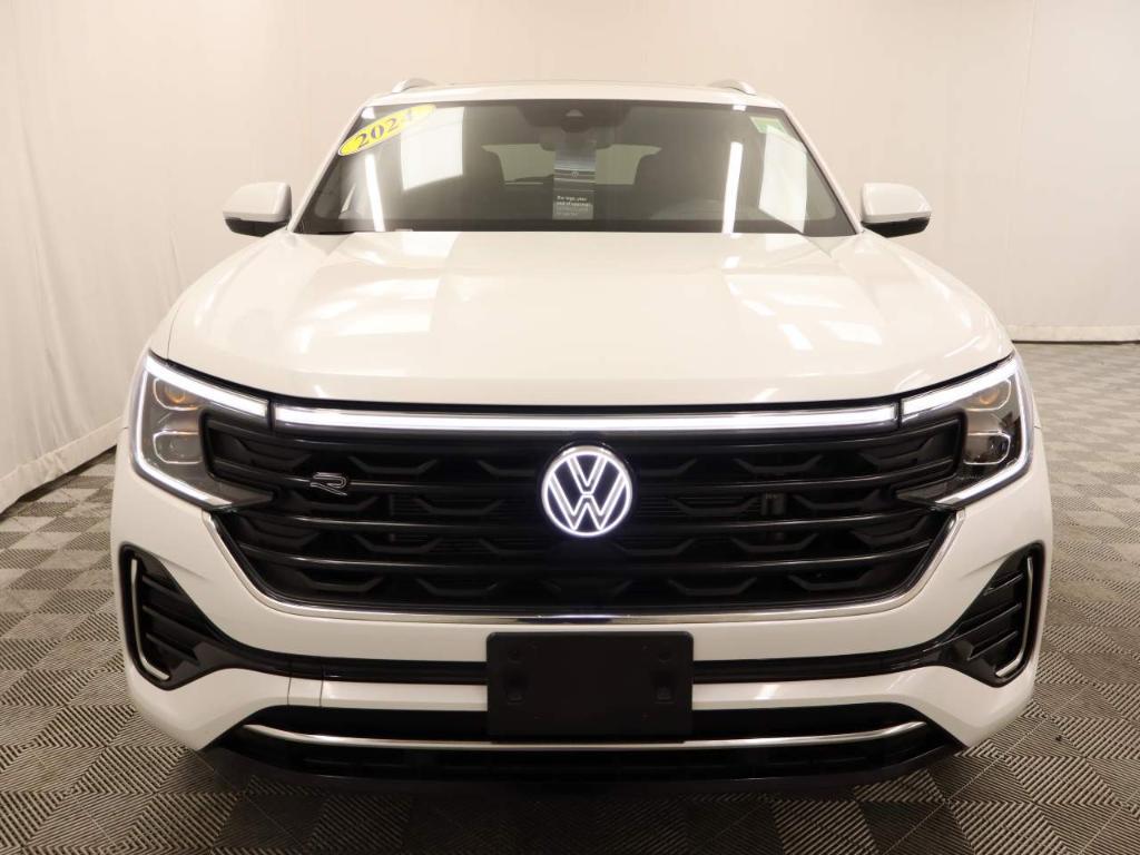 used 2024 Volkswagen Atlas Cross Sport car, priced at $38,897