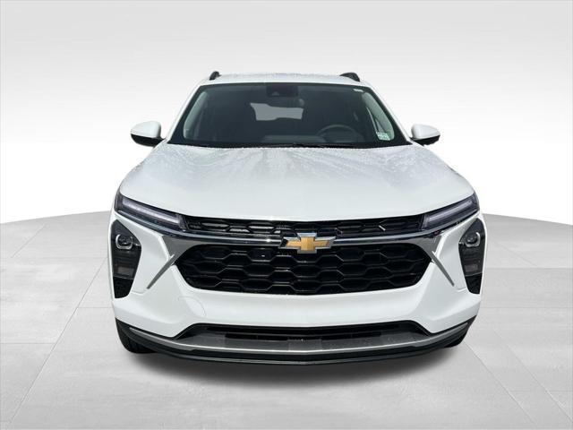 new 2025 Chevrolet Trax car, priced at $23,956