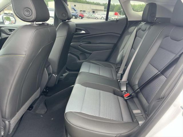 new 2025 Chevrolet Trax car, priced at $23,956