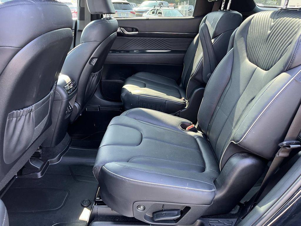 used 2024 Hyundai Palisade car, priced at $38,490