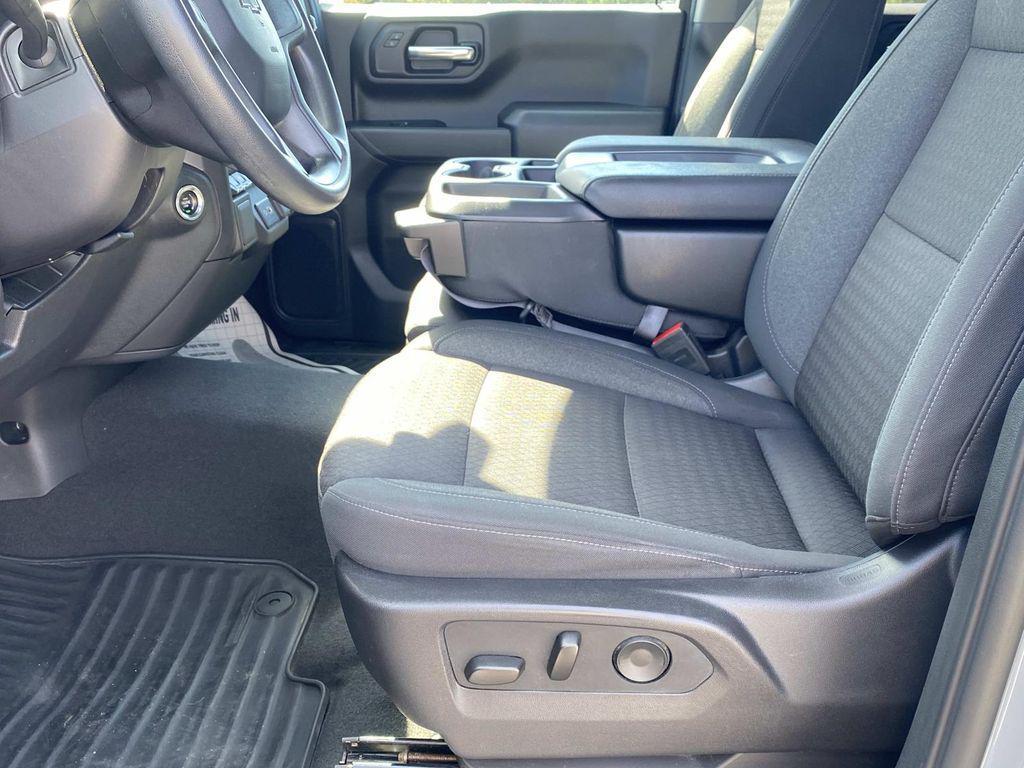 used 2024 Chevrolet Silverado 1500 car, priced at $38,290